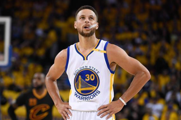 籃球比賽中六種防守戰(zhàn)術(shù)是什么？